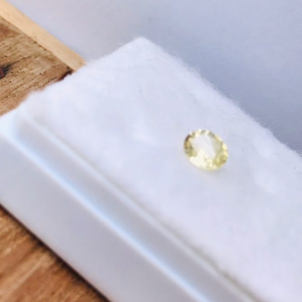 yellow sapphire 1ct 2 - 2