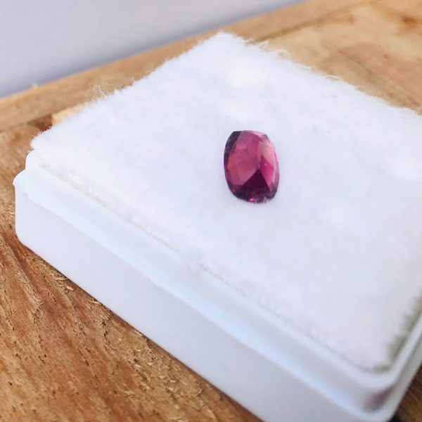 pink spinel 2.35ct 3 - 5